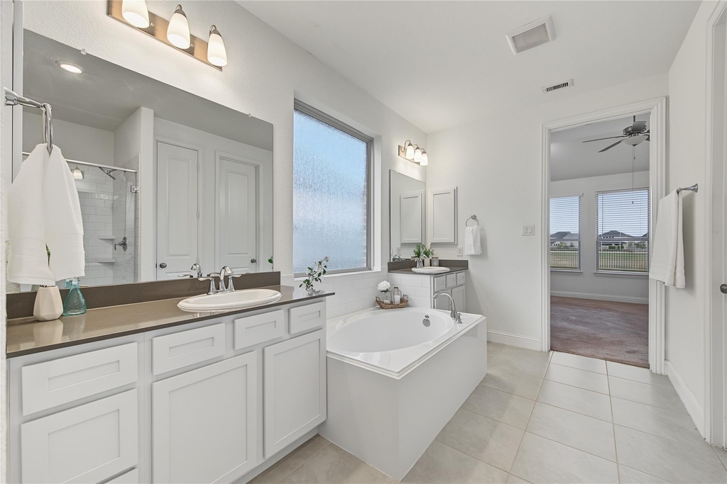 4802 Albany Shores - Photo 14