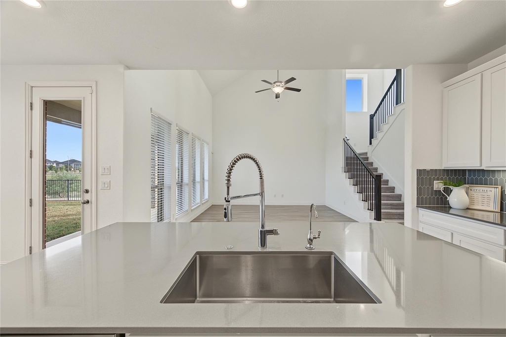 4802 Albany Shores - Photo 21