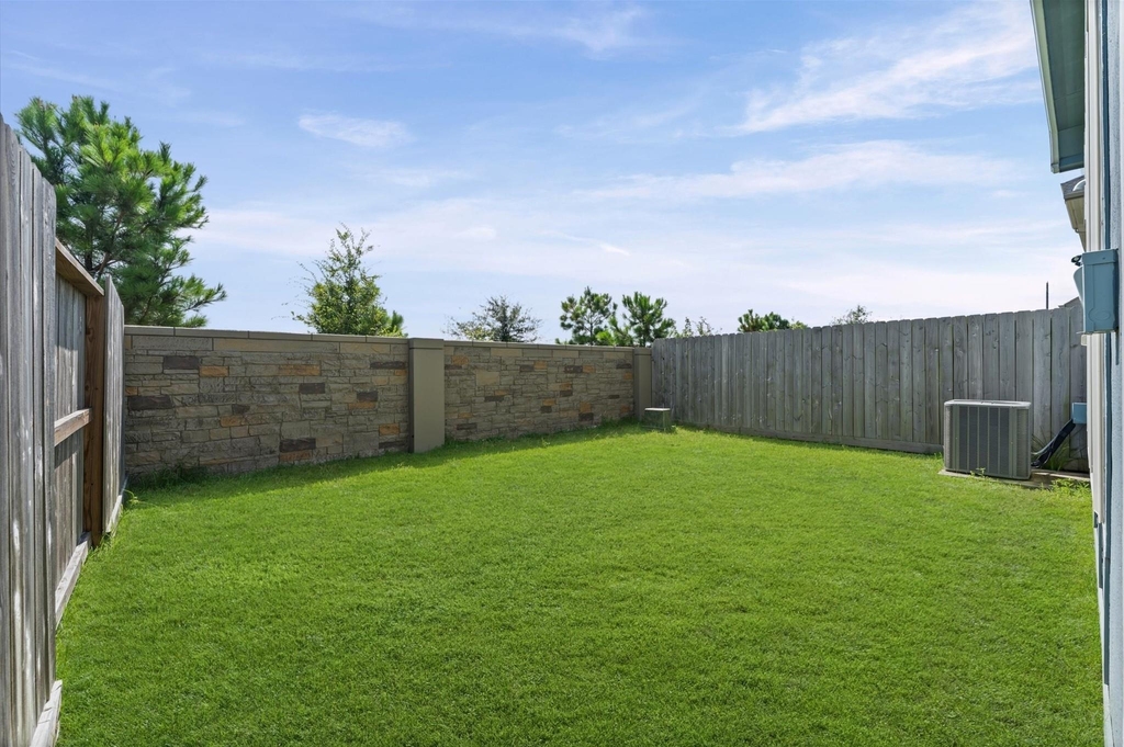 5667 Foggy Vine Court - Photo 23