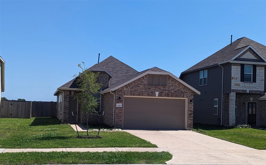 6303 Prince Place Drive - Photo 0