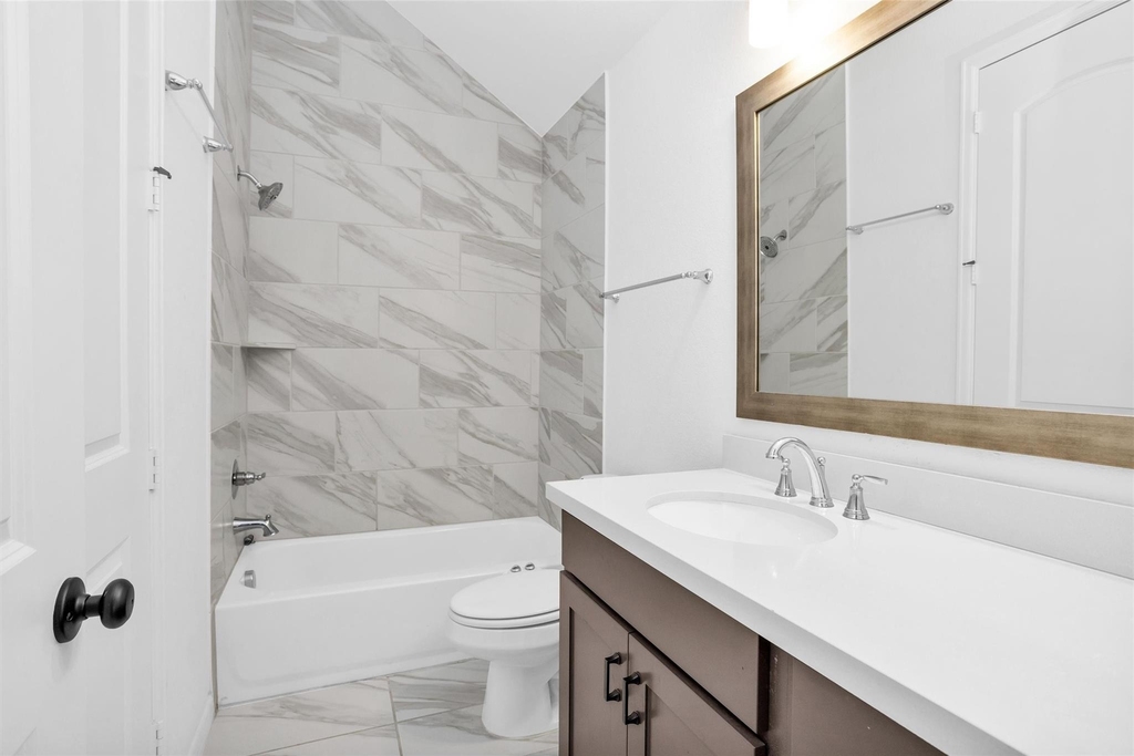 18402 Circle Bar Ranch Court - Photo 23