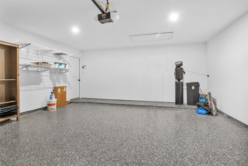 18402 Circle Bar Ranch Court - Photo 33