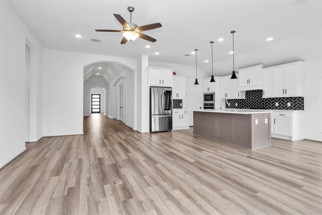 18402 Circle Bar Ranch Court - Photo 7
