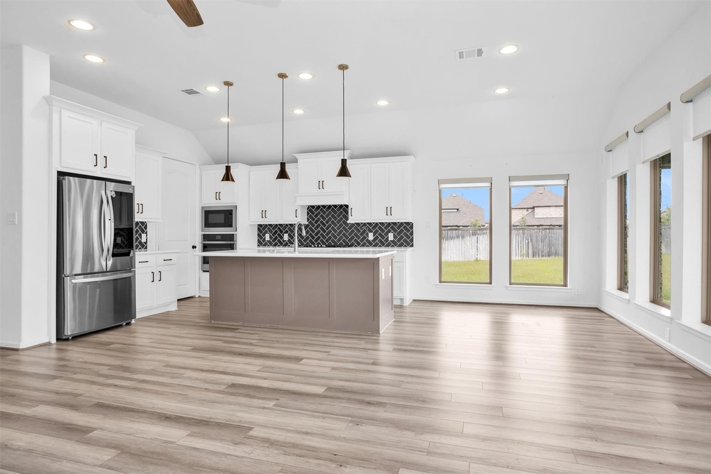 18402 Circle Bar Ranch Court - Photo 8