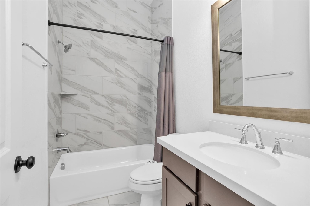 18402 Circle Bar Ranch Court - Photo 25