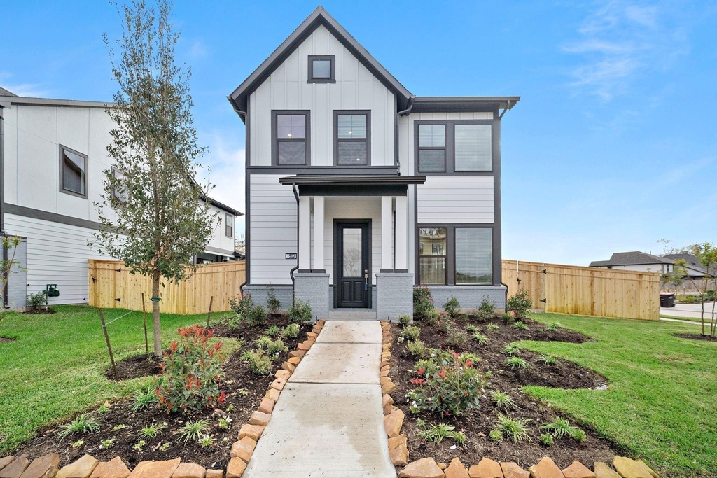 1502 Noble Park Drive - Photo 1