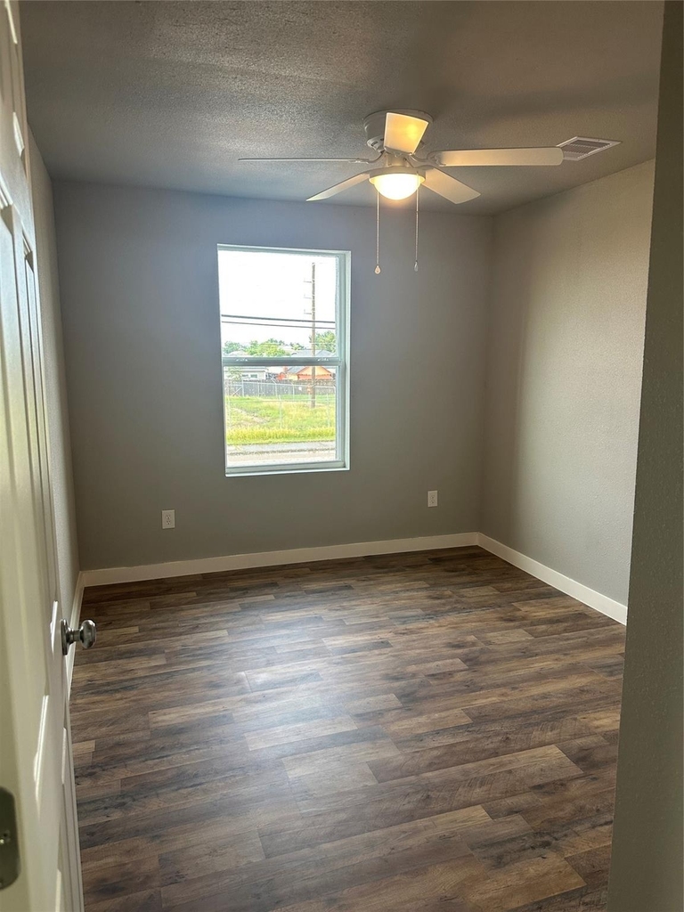 6504 Canal Street - Photo 7