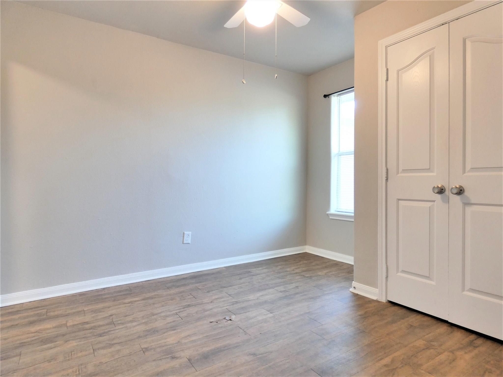 507 Houston Street - Photo 8