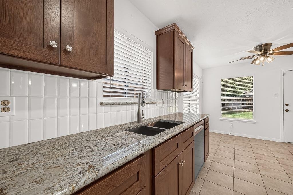 16506 Canario Drive - Photo 18
