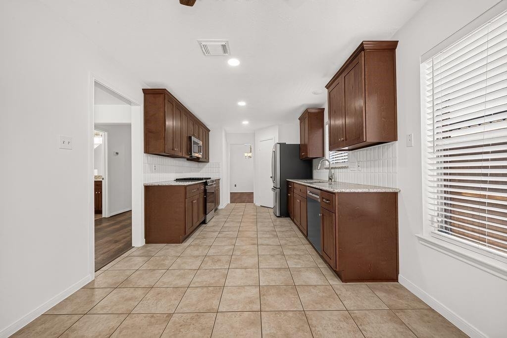 16506 Canario Drive - Photo 24