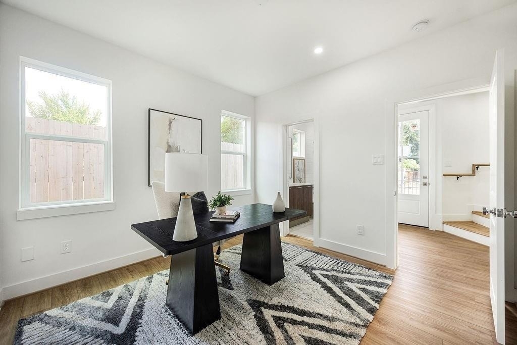 1713 Mary Street - Photo 8