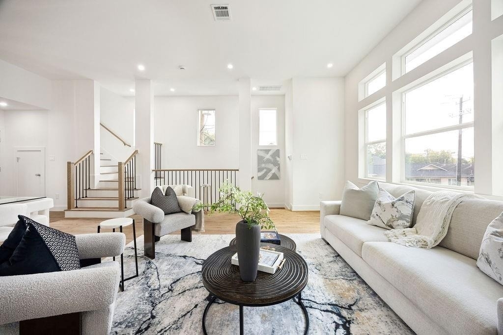 1713 Mary Street - Photo 13