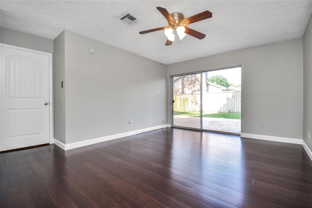 22218 Deville Drive - Photo 7