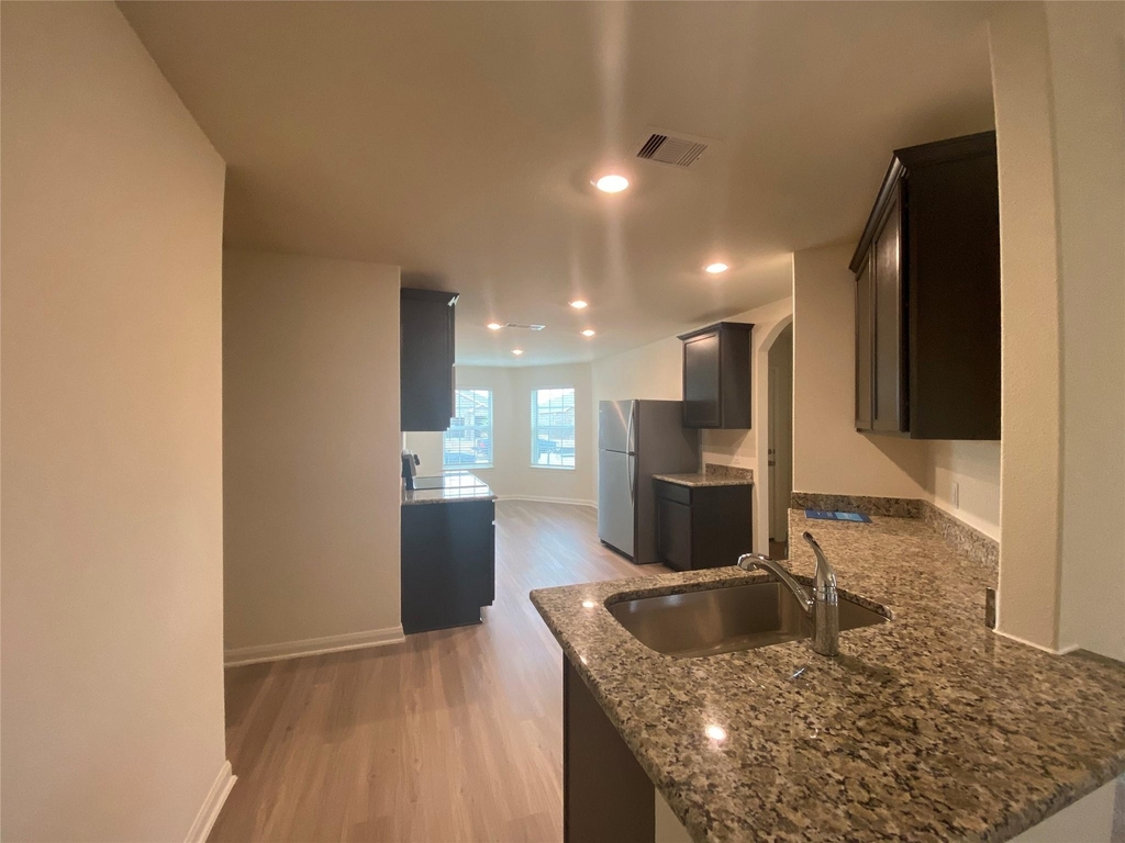 2107 Mule Ridge Drive - Photo 2