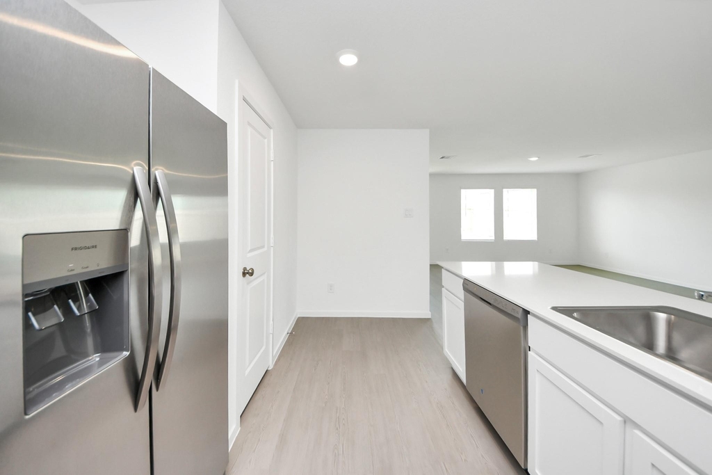 1314 Charlotte Way - Photo 23
