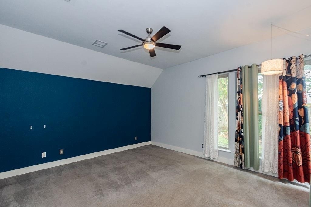 2306 Coleridge Court - Photo 19
