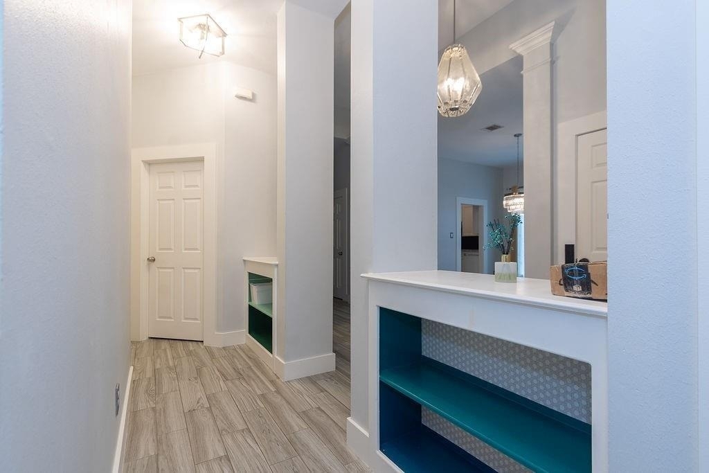 2306 Coleridge Court - Photo 3