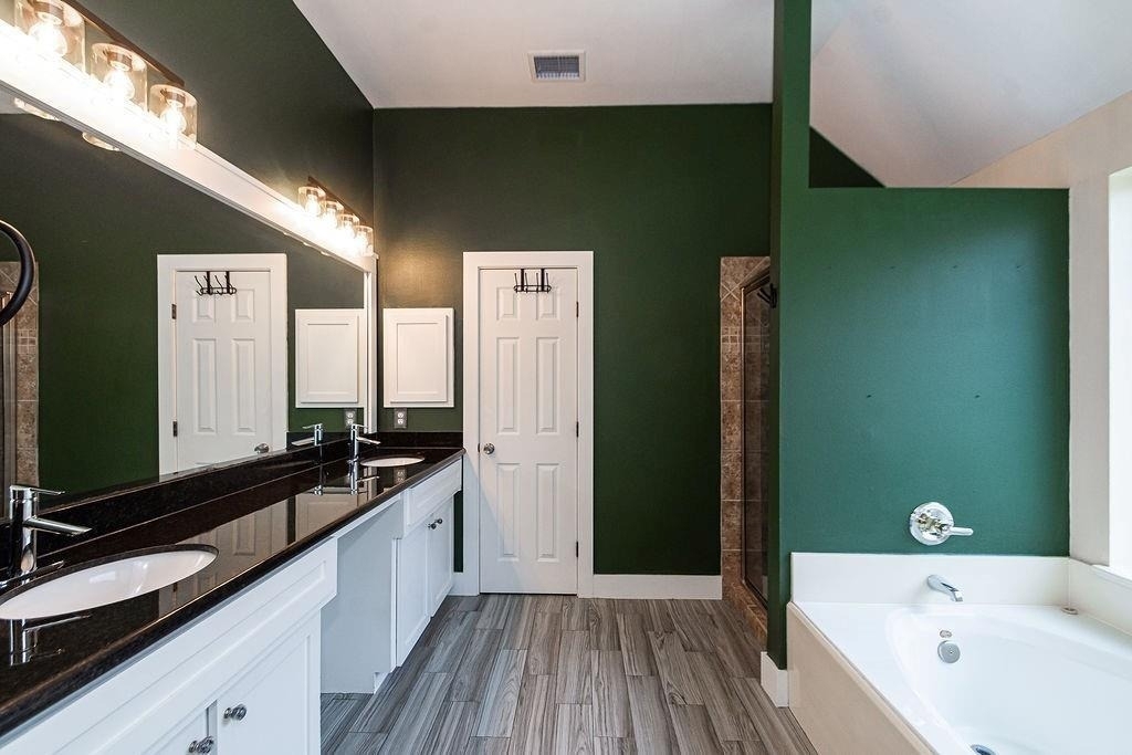 2306 Coleridge Court - Photo 24