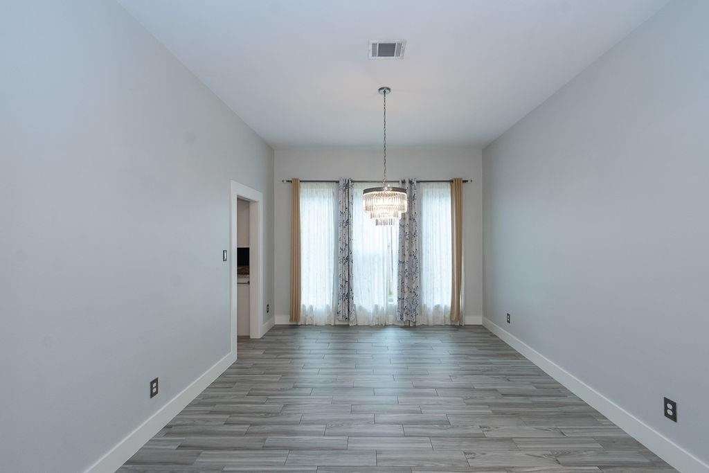 2306 Coleridge Court - Photo 6