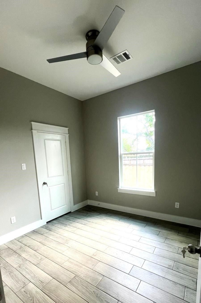 208 Indiana Street - Photo 14