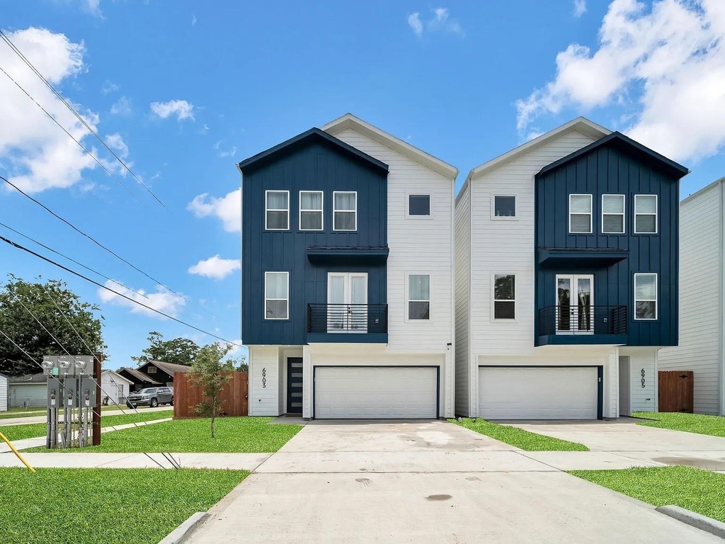 6903 Saint Augustine Street - Photo 0