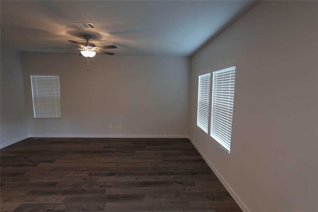 7851 Bergamot Circle - Photo 4