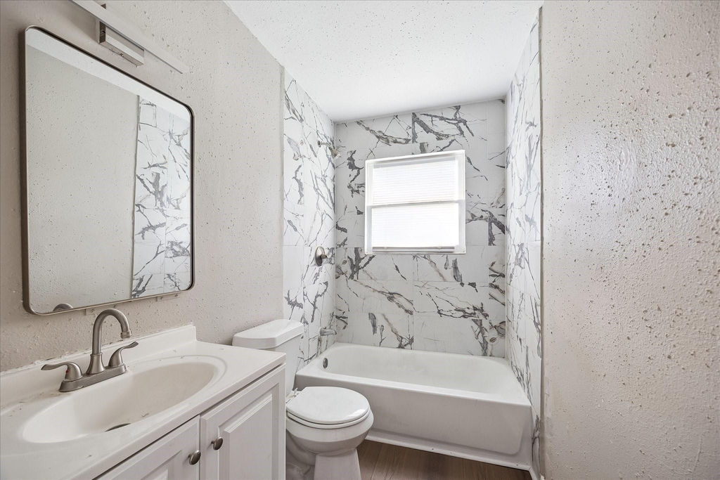 613 Winding Way Street - Photo 8