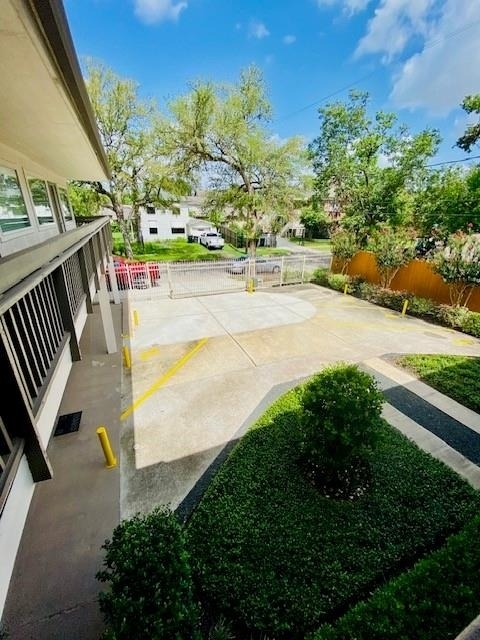 4701 Bell Street - Photo 15