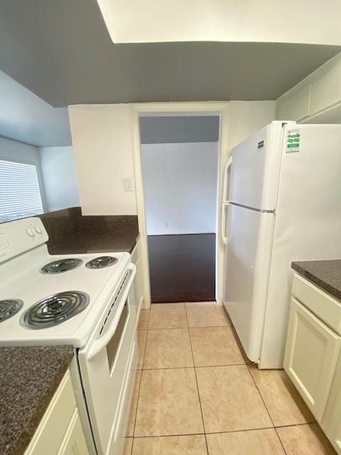 4701 Bell Street - Photo 7