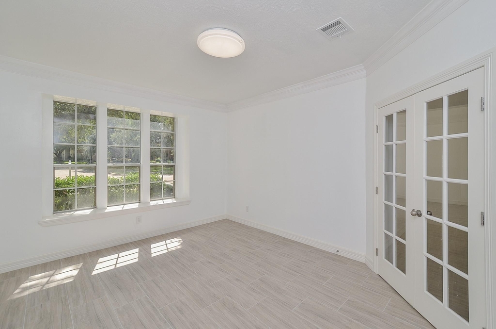 5519 Evening Shore Drive - Photo 9