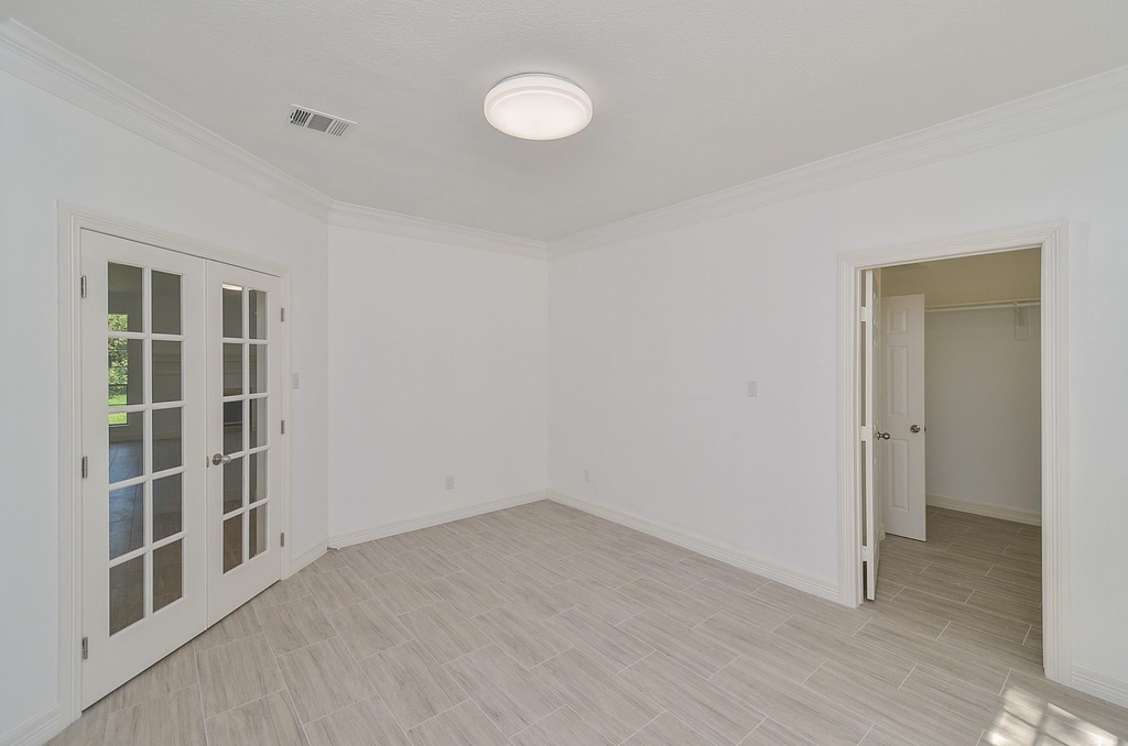 5519 Evening Shore Drive - Photo 10