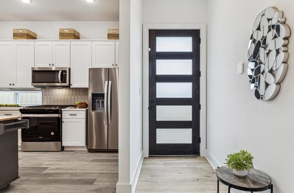 2402 Mann Street - Photo 3