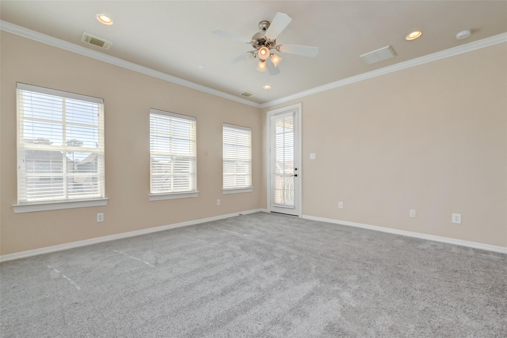 74 Shell Port Square - Photo 38