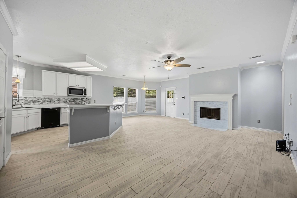 807 Fairpark Lane - Photo 13
