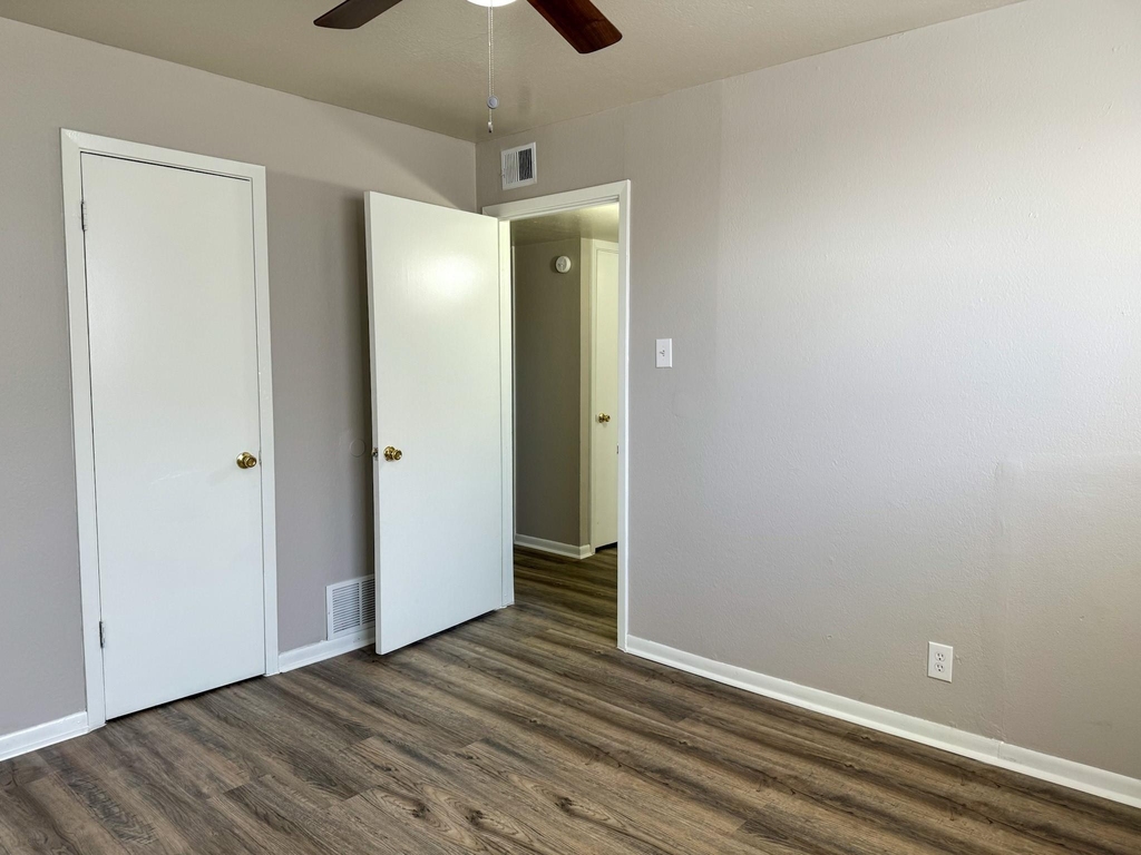 2102 5th Avenue N - Photo 7