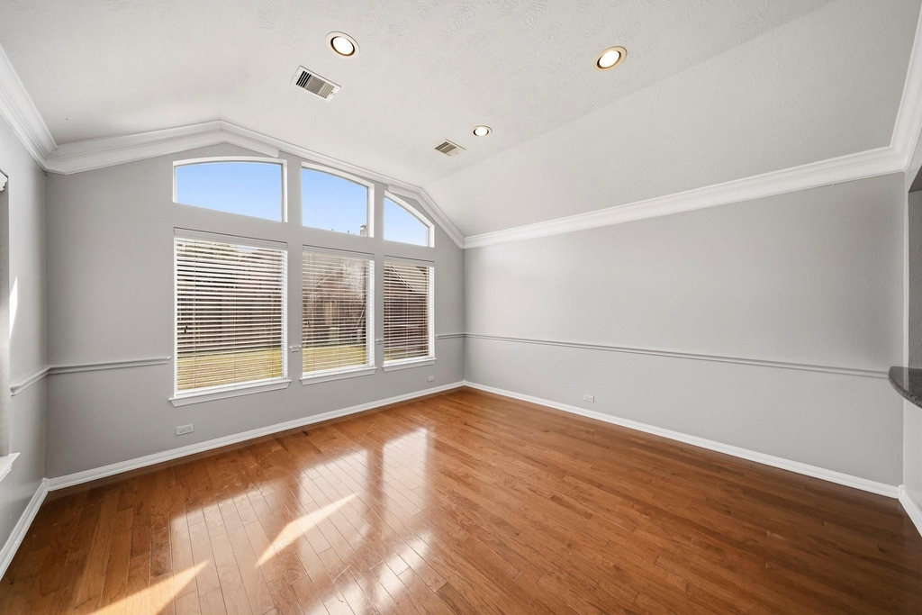28211 Emerald Creek Lane - Photo 11