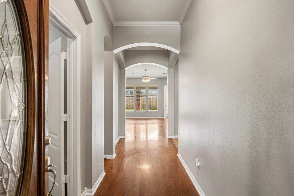 28211 Emerald Creek Lane - Photo 2