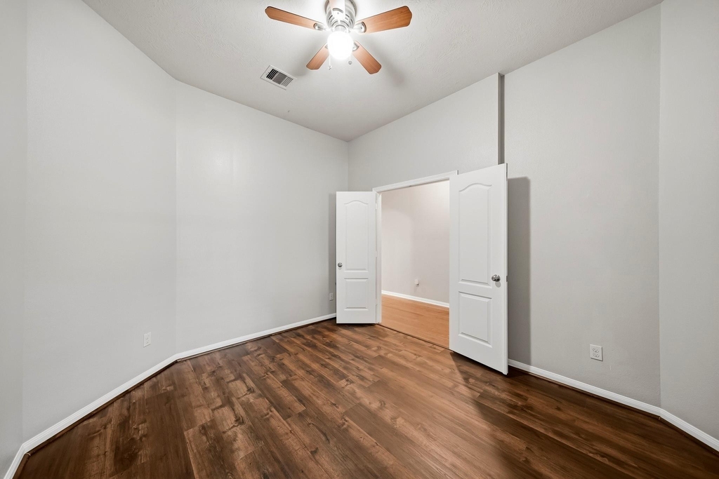 28211 Emerald Creek Lane - Photo 14