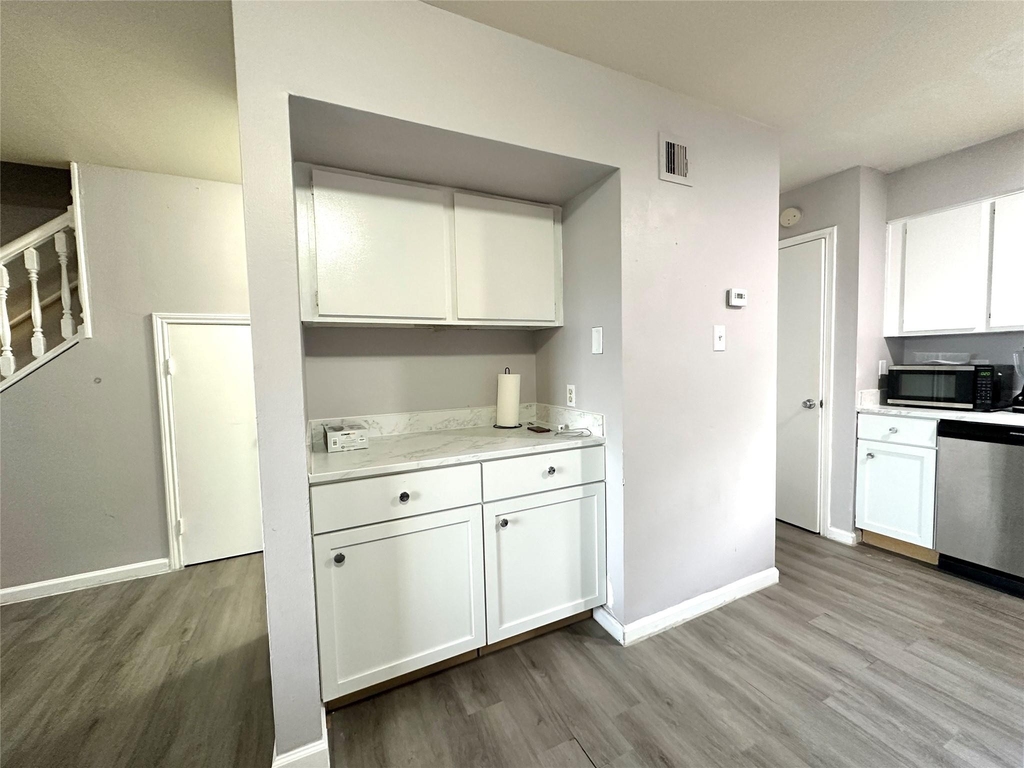 4111 Lark Lane - Photo 3