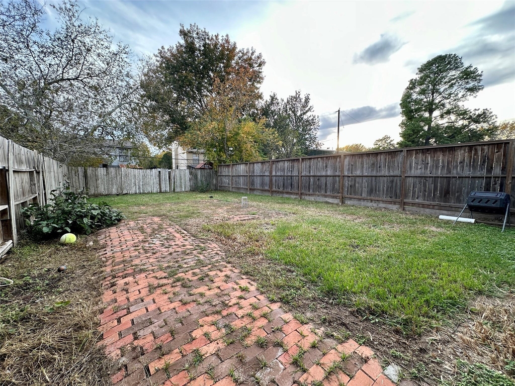 4111 Lark Lane - Photo 15