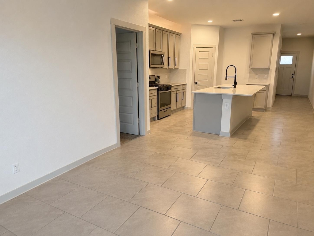 29747 Cayenne Circle - Photo 3