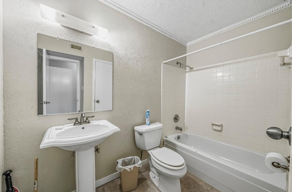 3770 Lovers Wood Lane - Photo 17