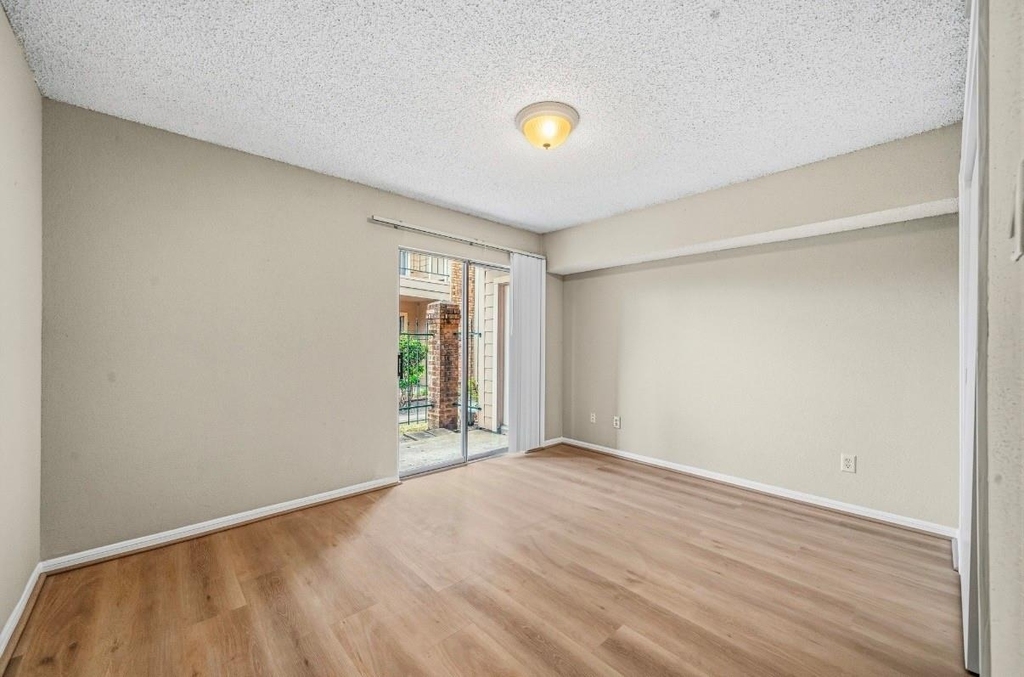 3770 Lovers Wood Lane - Photo 19