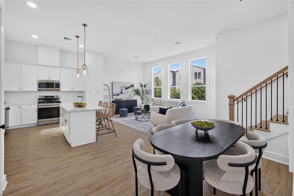 835 Rachel Street - Photo 9
