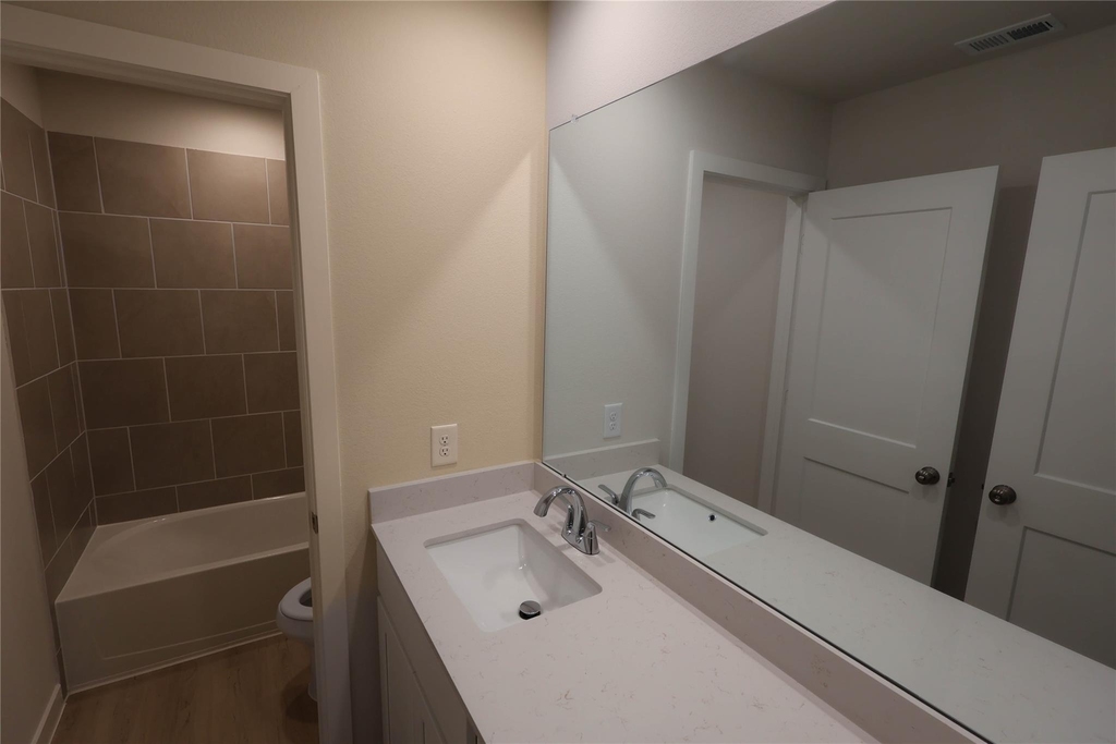 7739 Bergamot Circle - Photo 11