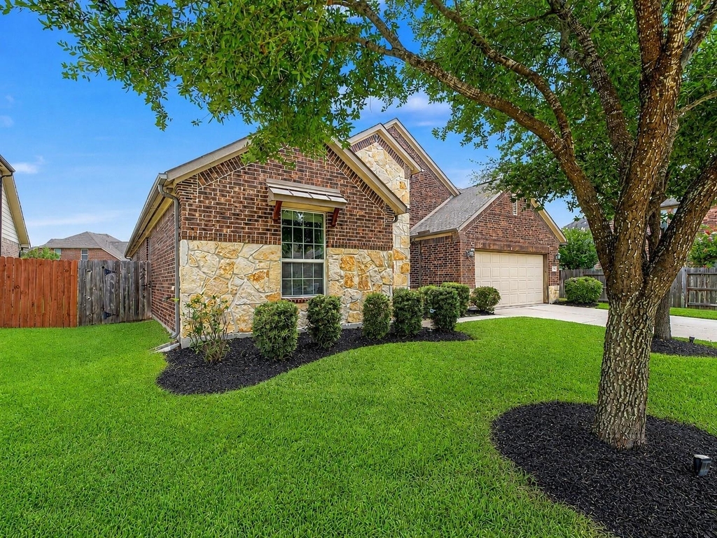 20614 Barchan Point Way - Photo 1