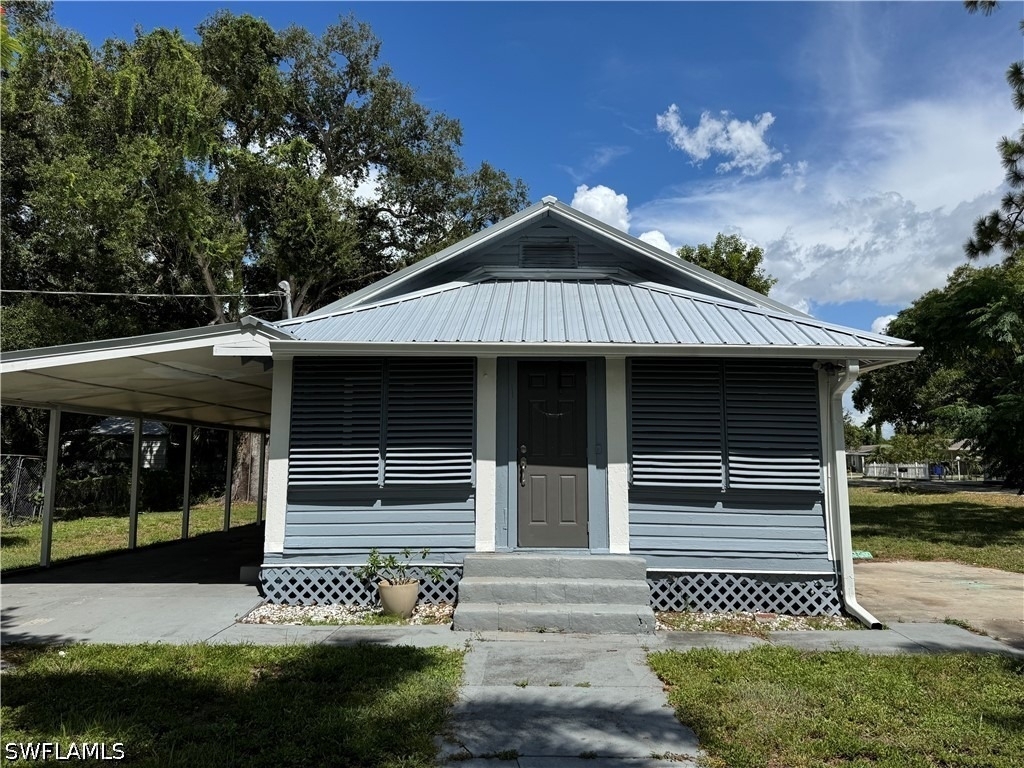 2525 Broadway - Photo 0
