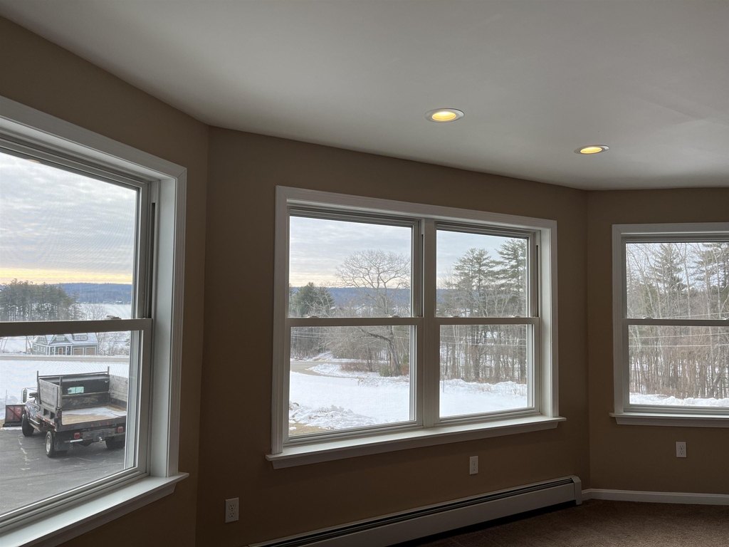 1032 Province - Photo 6