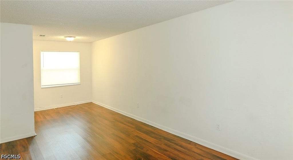 4331 Glenwood - Photo 2