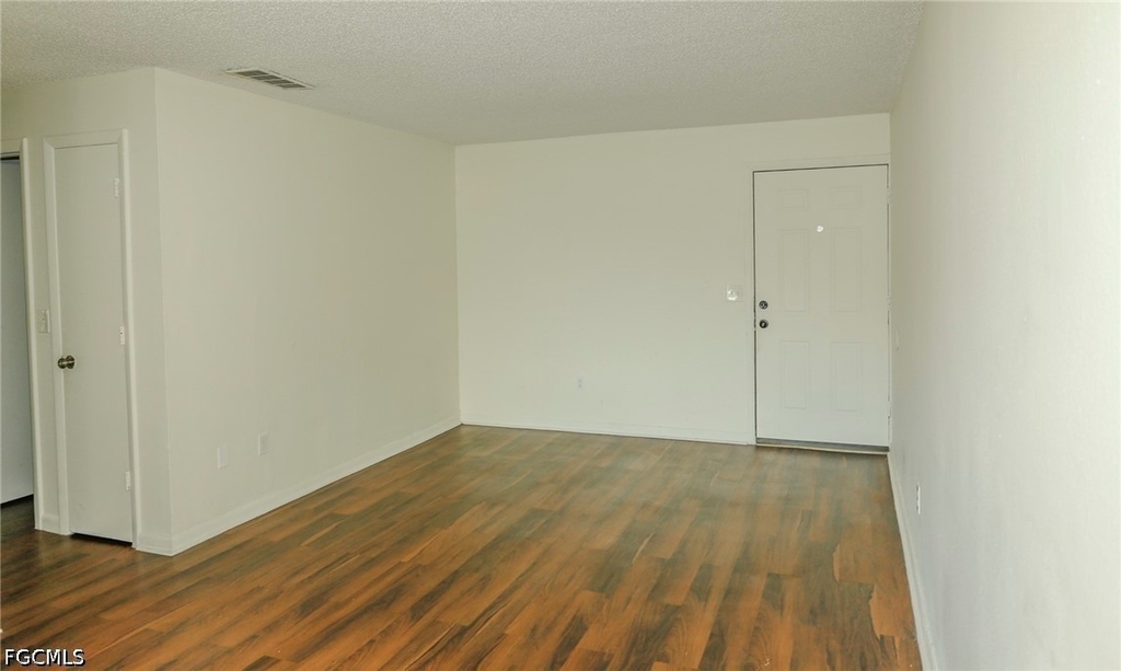 4331 Glenwood - Photo 4